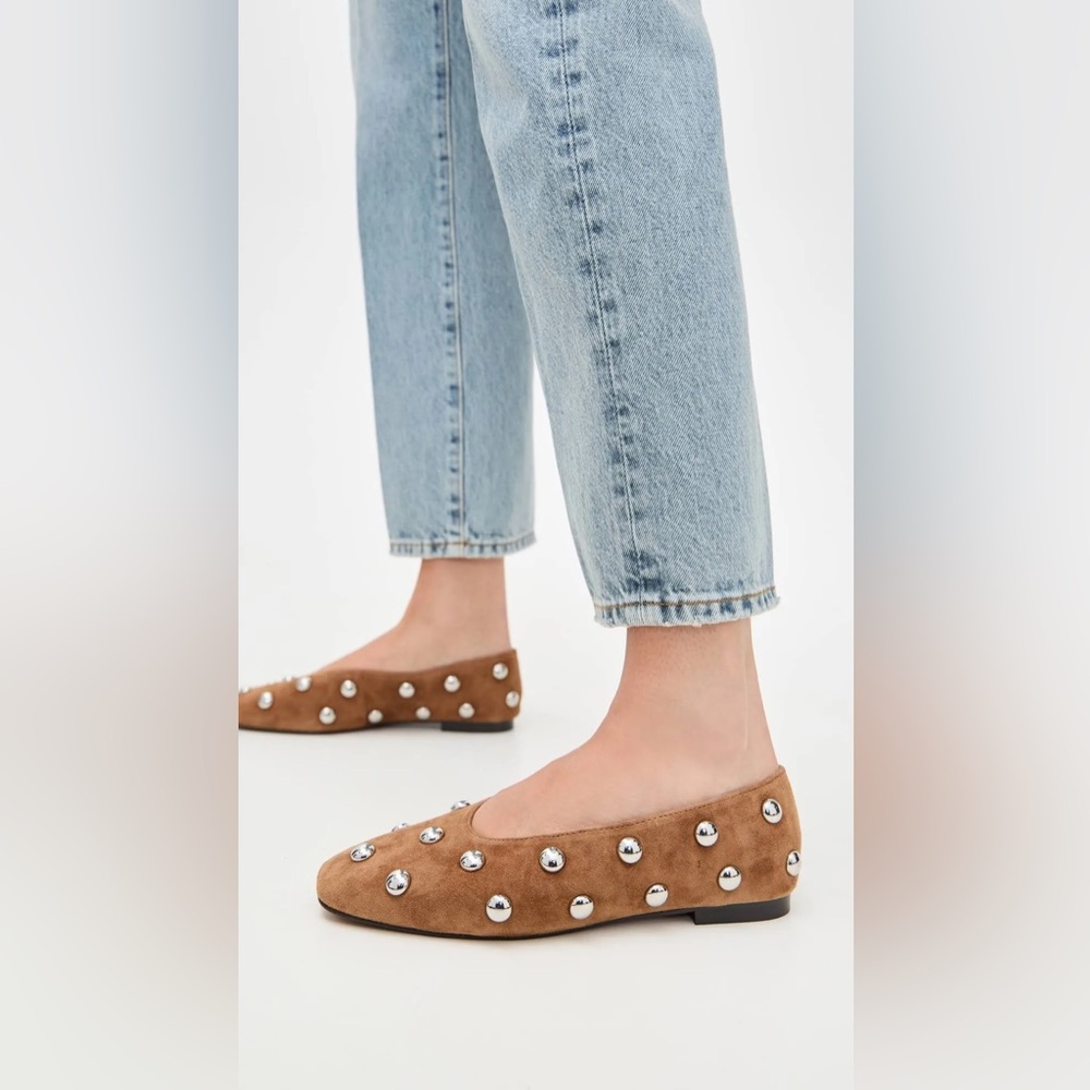 Madewell Mylie Ballet Flat in Dried Acorn - Picture 3 of 8